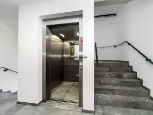 Pronájem bytu 1+kk, Praha - Braník, Skálové, 51 m2