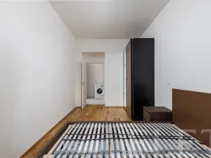 Pronájem bytu 2+kk, Praha - Libeň, Lihovarská, 43 m2