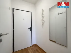 Pronájem bytu 1+kk, Praha - Vysočany, 17 m2