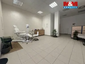 Pronájem obchodního prostoru, Poděbrady - Poděbrady III, Hakenova, 48 m2