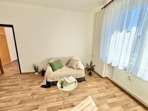 Pronájem bytu 2+1, Mladá Boleslav, náměstí Republiky, 48 m2