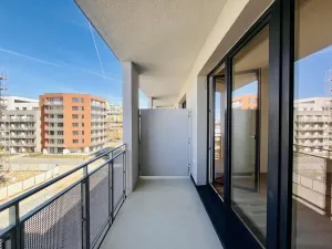 Pronájem bytu 1+kk, Praha - Vysočany, Poděbradská, 33 m2