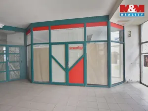 Pronájem obchodního prostoru, Pardubice, Dašická, 155 m2