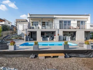 Prodej vily, Králův Dvůr, Na Vinohradech, 140 m2