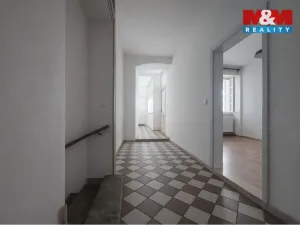 Pronájem bytu 2+kk, Kolín - Kolín I, Husova, 35 m2