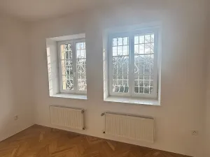 Pronájem bytu 2+1, Liberec - Liberec II-Nové Město, Šafaříkova, 50 m2