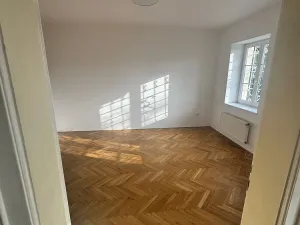 Pronájem bytu 2+1, Liberec - Liberec II-Nové Město, Šafaříkova, 50 m2