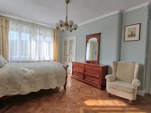 Prodej vily, Chocerady, 340 m2