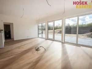 Prodej rodinného domu, Holubice, 197 m2