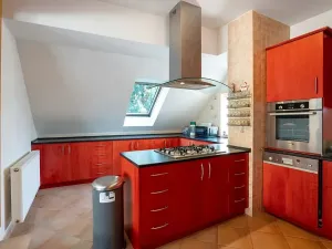 Prodej rodinného domu, Šestajovice, 325 m2