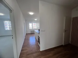 Pronájem bytu 2+1, České Budějovice - České Budějovice 3, Pražská tř., 63 m2