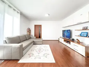 Prodej bytu 2+1, Praha - Dolní Počernice, Národních hrdinů, 63 m2