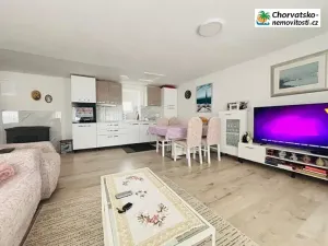 Prodej vícegeneračního domu, Kolan, Chorvatsko, 100 m2