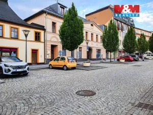 Pronájem obchodního prostoru, Jeseník, Masarykovo nám., 335 m2