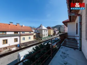 Prodej rodinného domu, Karlovy Vary - Drahovice, V. Huga, 214 m2