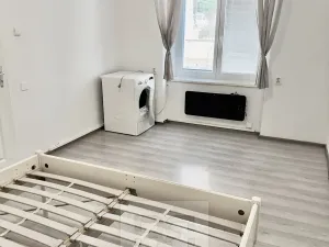 Pronájem bytu 2+1, Praha - Záběhlice, Záběhlická, 43 m2