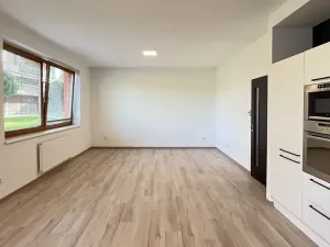 Pronájem bytu 3+kk, Brno, Jezerůvky, 88 m2