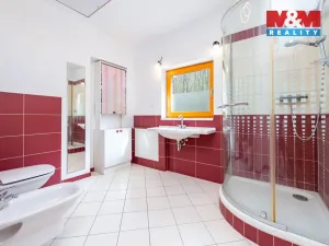 Prodej rodinného domu, Praha - Dejvice, V Šáreckém údolí, 230 m2