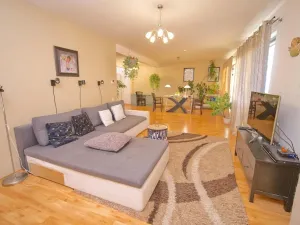 Prodej rodinného domu, Mikulov, U Celnice, 186 m2