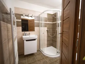 Prodej činžovního domu, Bulhary, 281 m2