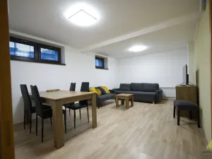 Prodej činžovního domu, Bulhary, 281 m2