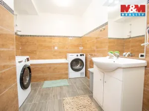 Prodej bytu 2+kk, Dešná, 52 m2