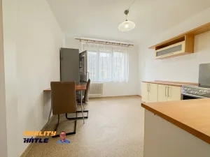 Pronájem bytu 1+1, Hořice, Pod Lipou, 38 m2