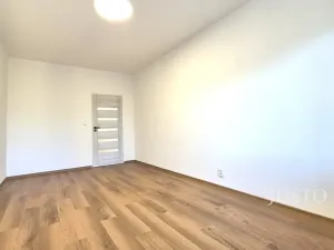 Pronájem bytu 2+kk, Písek, V Portyči, 65 m2