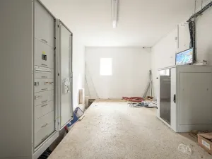 Prodej výrobních prostor, Žarošice, 2250 m2