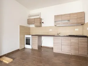 Prodej výrobních prostor, Žarošice, 2250 m2