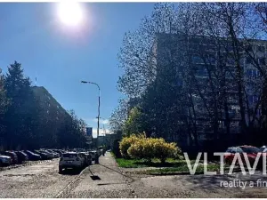 Pronájem bytu 2+kk, Praha - Kobylisy, Mirovická, 40 m2