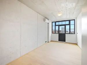 Pronájem bytu 1+kk, Praha - Vysočany, Kolbenova, 33 m2