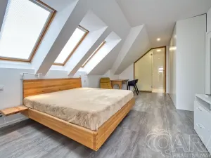 Prodej rodinného domu, Babice, Lomená, 293 m2