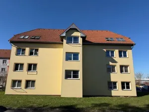 Pronájem bytu 1+kk, Stochov, S. K. Neumanna, 38 m2