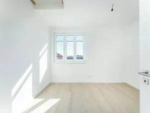 Prodej bytu 2+kk, Praha - Libeň, Zenklova, 48 m2