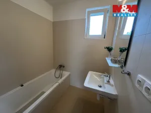 Pronájem rodinného domu, Návsí, 70 m2