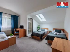 Prodej ubytování, Chodov, Poděbradova, 2700 m2