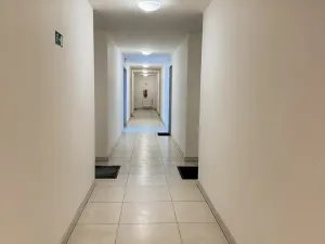 Pronájem bytu 2+kk, Praha - Modřany, K Vystrkovu, 68 m2