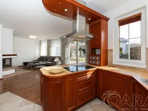 Prodej rodinného domu, Dolní Břežany, K Písnici, 136 m2