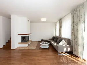 Prodej rodinného domu, Dolní Břežany, K Písnici, 136 m2