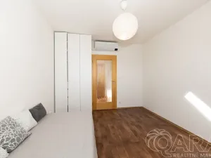 Prodej rodinného domu, Dolní Břežany, K Písnici, 136 m2