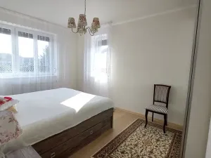 Prodej rodinného domu, Svárov, Ptická, 326 m2
