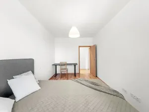 Pronájem bytu 2+kk, Praha - Strašnice, Zvěřinova, 72 m2