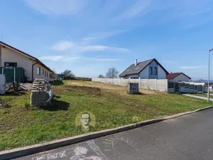 Prodej pozemku pro bydlení, Hrobce, Pod Skalou, 715 m2