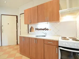 Pronájem bytu 2+kk, Praha - Nusle, U gymnázia, 44 m2