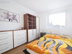 Pronájem bytu 3+kk, Praha - Žižkov, Pod Parukářkou, 75 m2