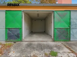 Prodej garáže, Praha - Braník, 14 m2