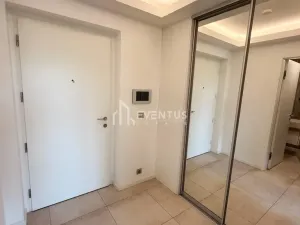 Pronájem bytu 2+kk, Praha - Libeň, Menclova, 58 m2