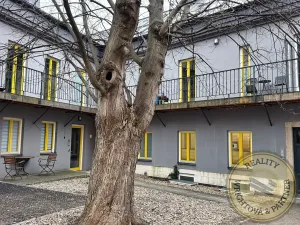Prodej bytu 2+kk, Praha - Libeň, Zenklova, 39 m2