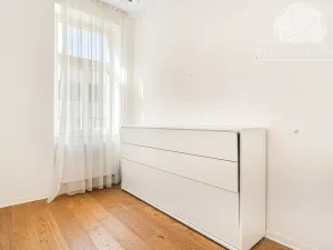 Prodej bytu 3+kk, Praha - Smíchov, Grafická, 69 m2